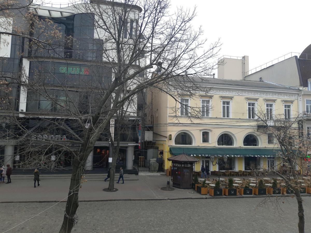 Hotel Reno On Deribasovskaya Odesa Exterior photo